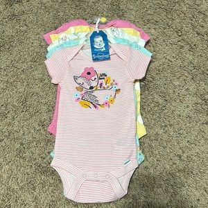 New with tags 3-6 M baby girl onsies!